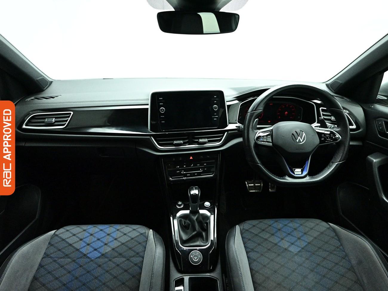 Volkswagen T-Roc view 2