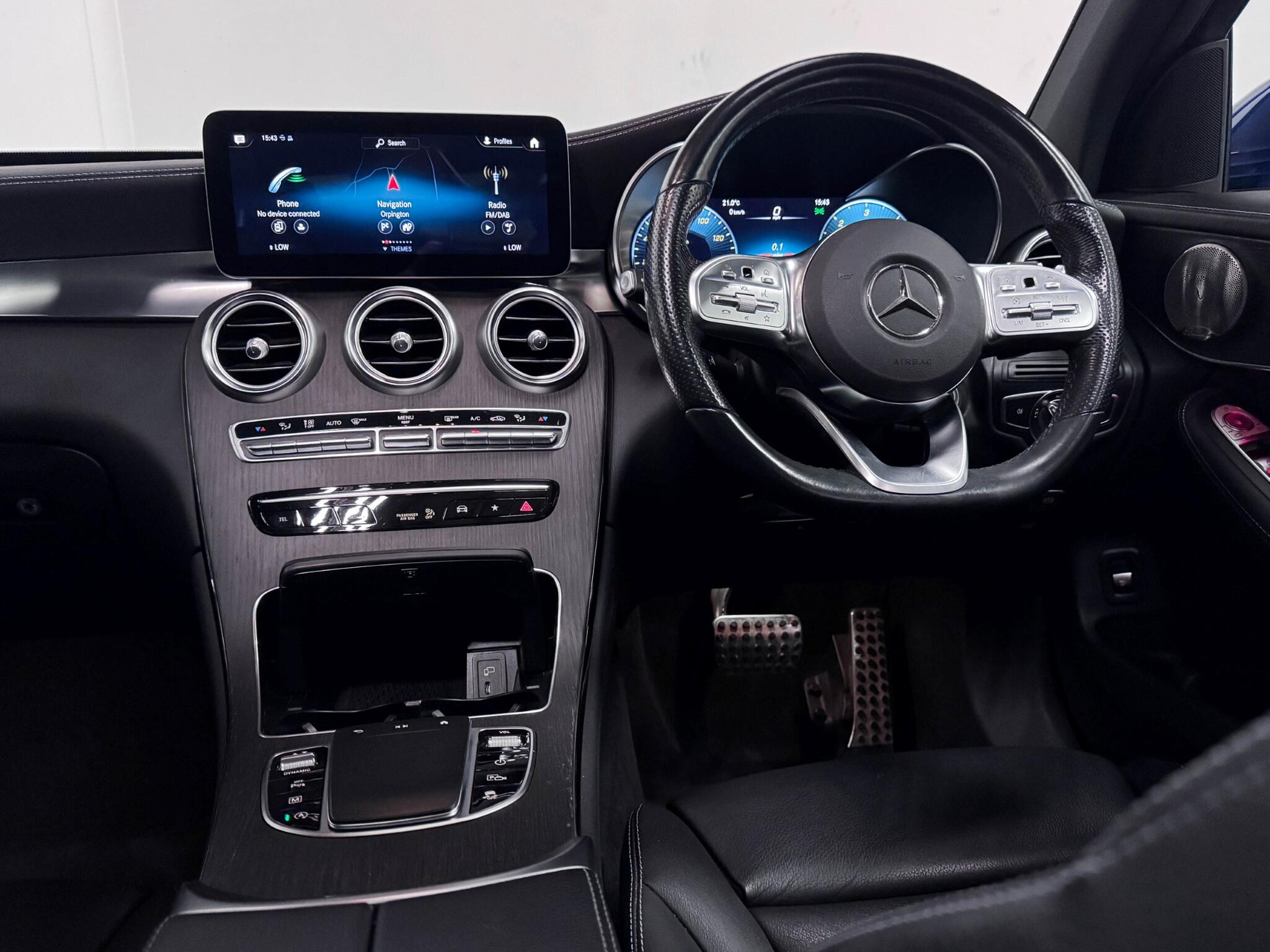 Mercedes-Benz GLC view 14