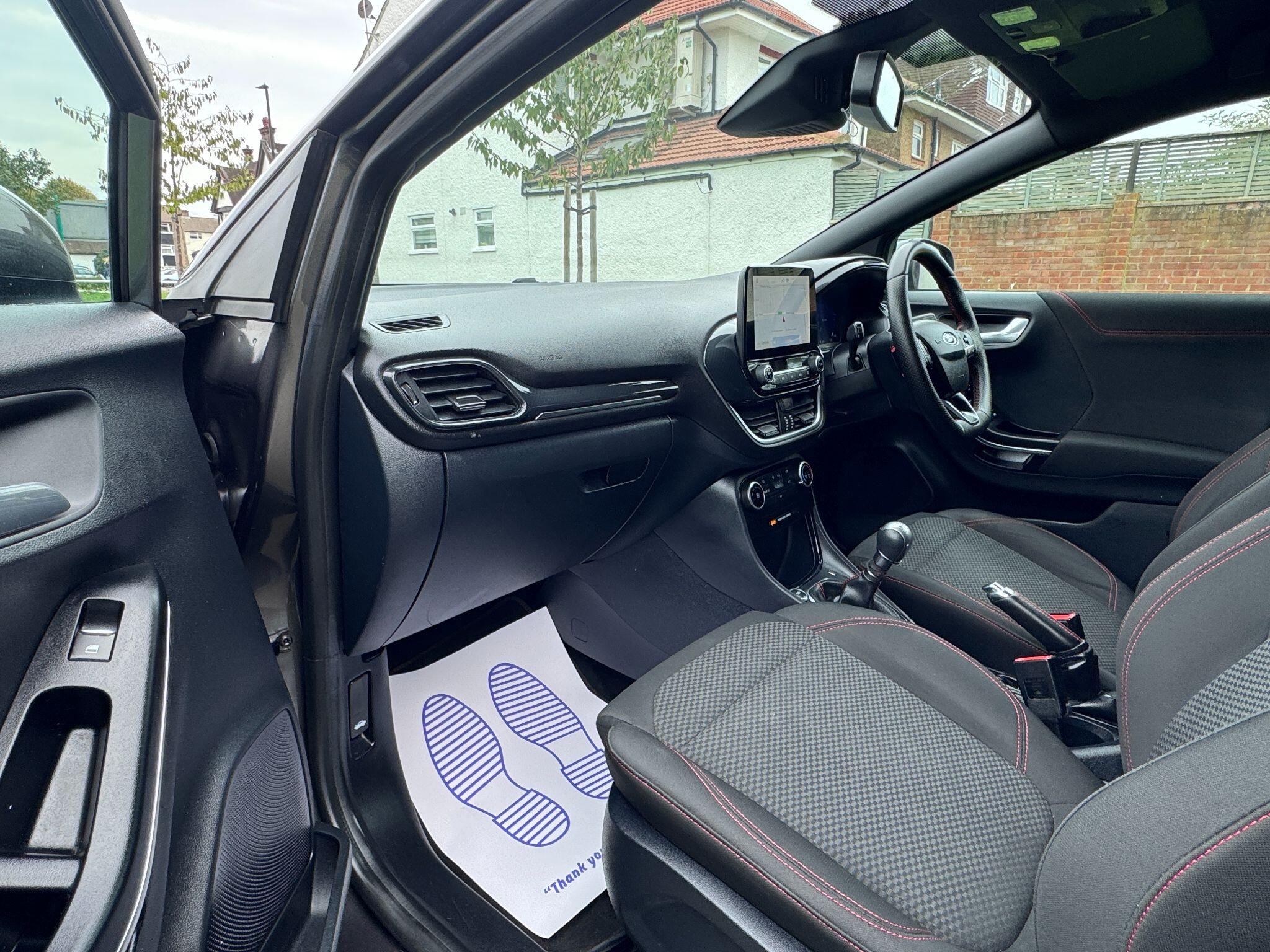 2022 Ford Puma 1.0T EcoBoost MHEV ST-Line Euro 6 (s/s) 5dr • 28,000 miles image 16