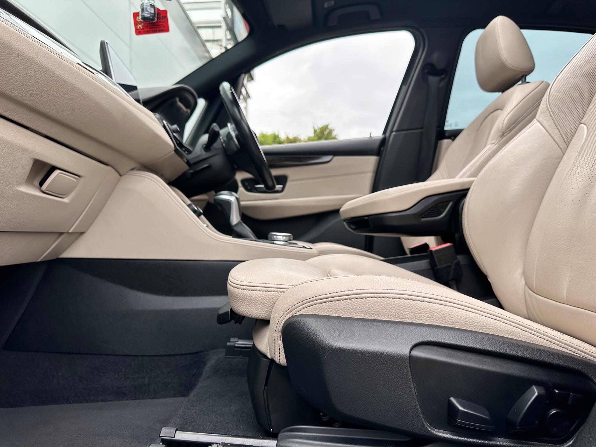 BMW 2 Series view 36