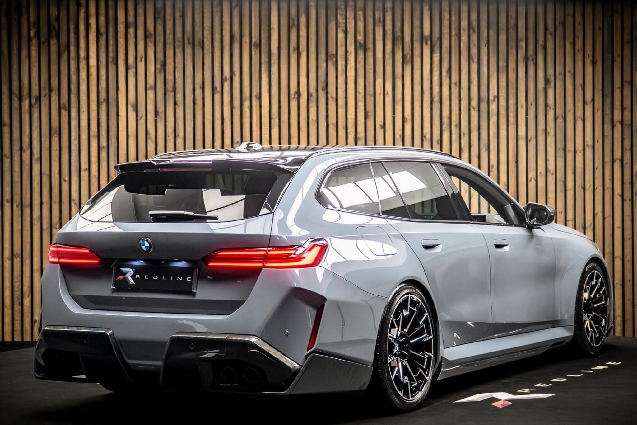 BMW M5 view 4