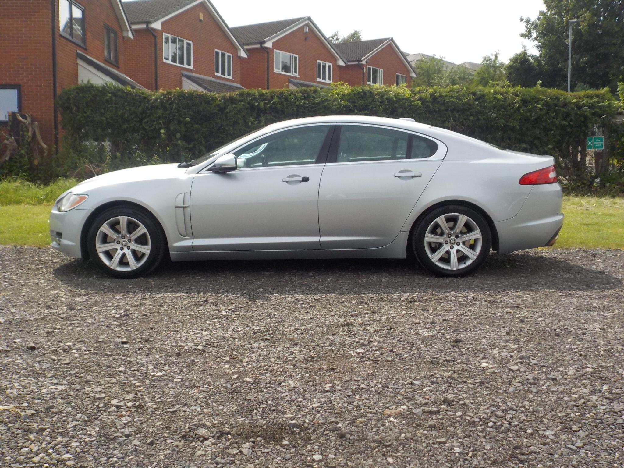 Jaguar XF 3.0d V6 Luxury Auto Euro 5 4dr