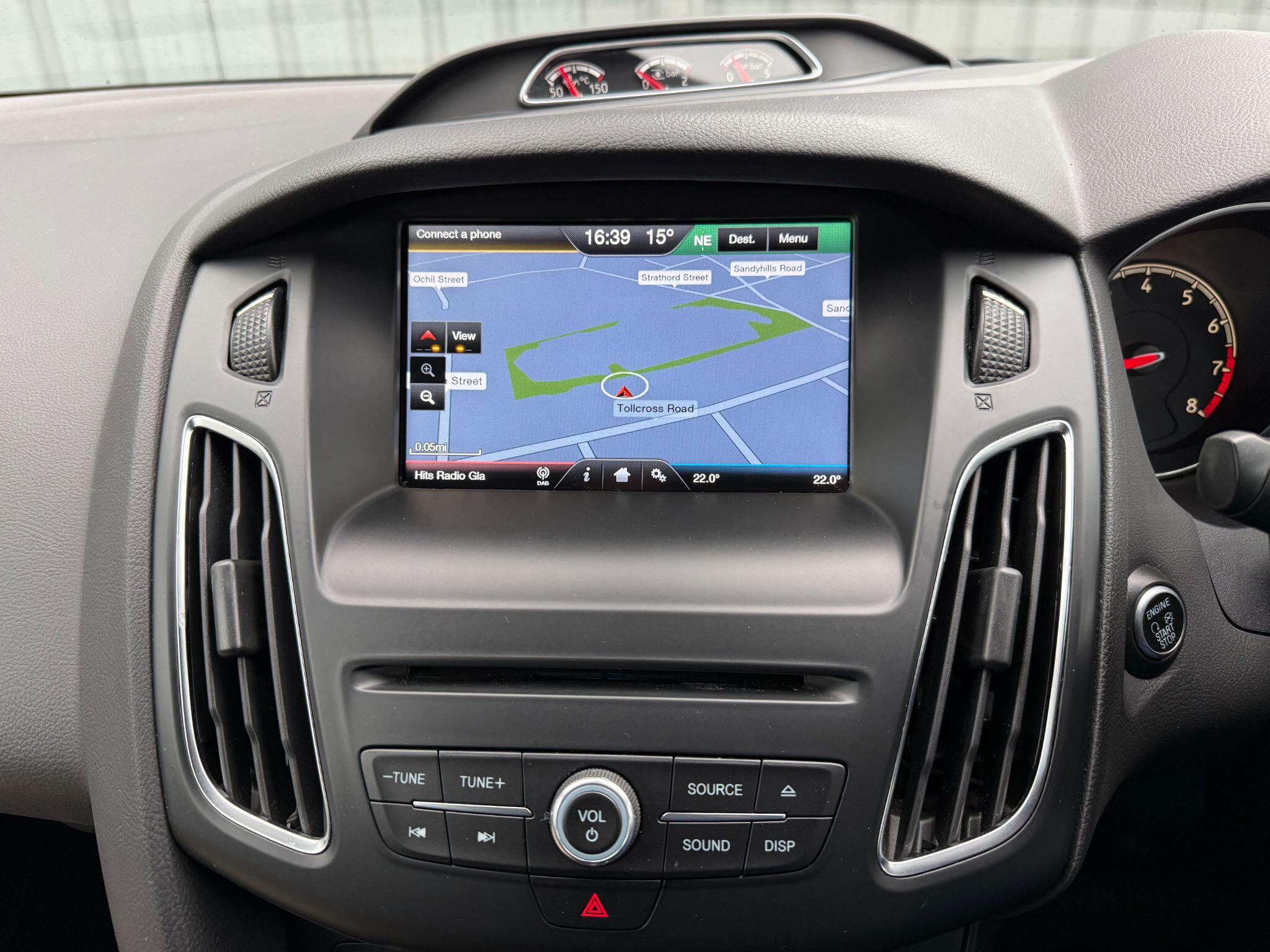 Ford Focus view 26