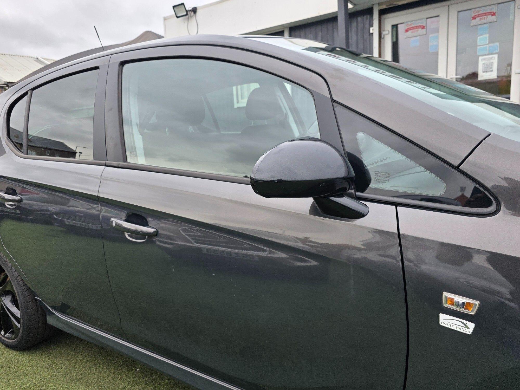Vauxhall Corsa view 19