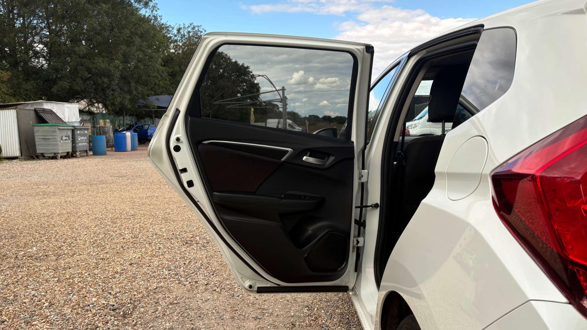 Honda Jazz view 38