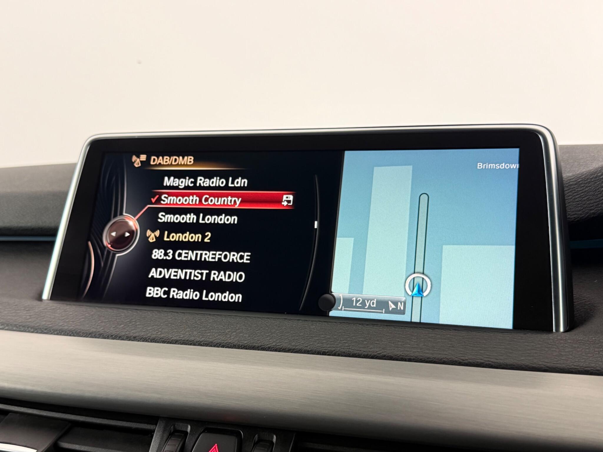 BMW X5 view 22