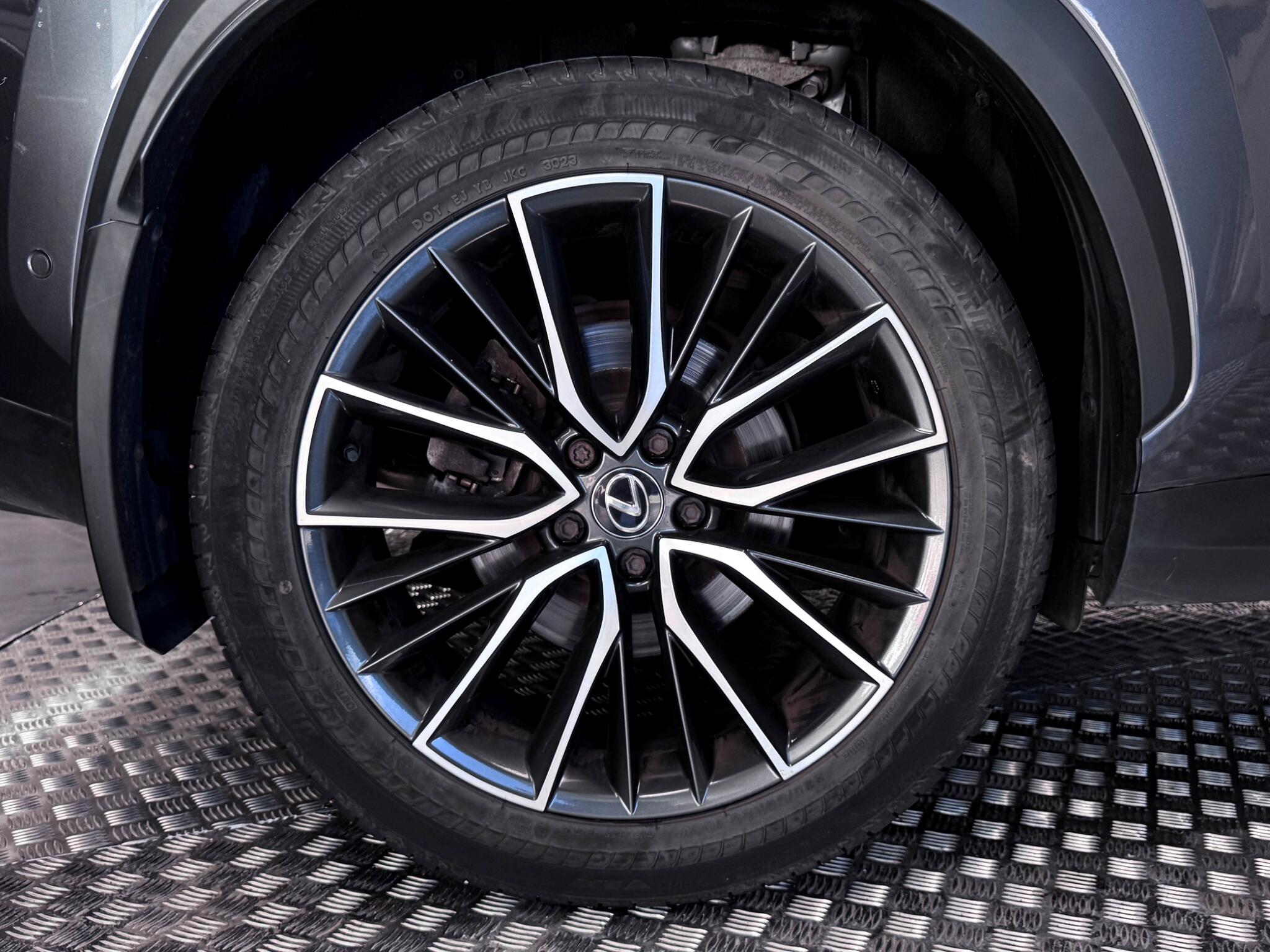 Lexus NX view 57