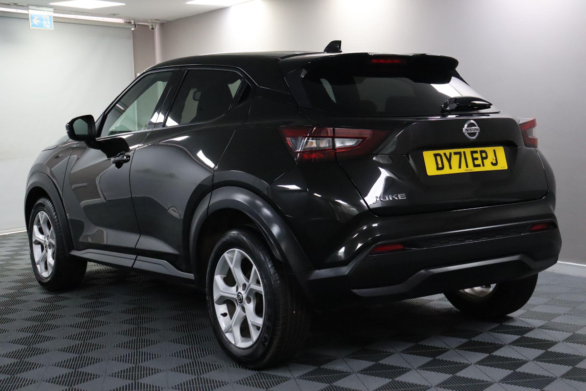 Nissan Juke view 21