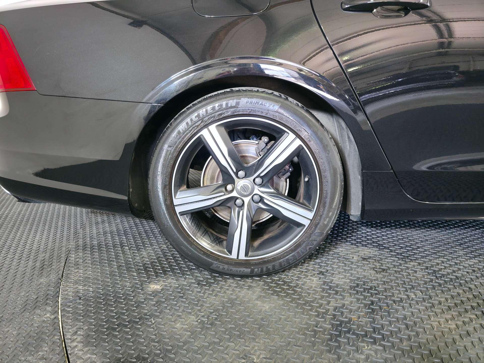 Volvo S90 view 82