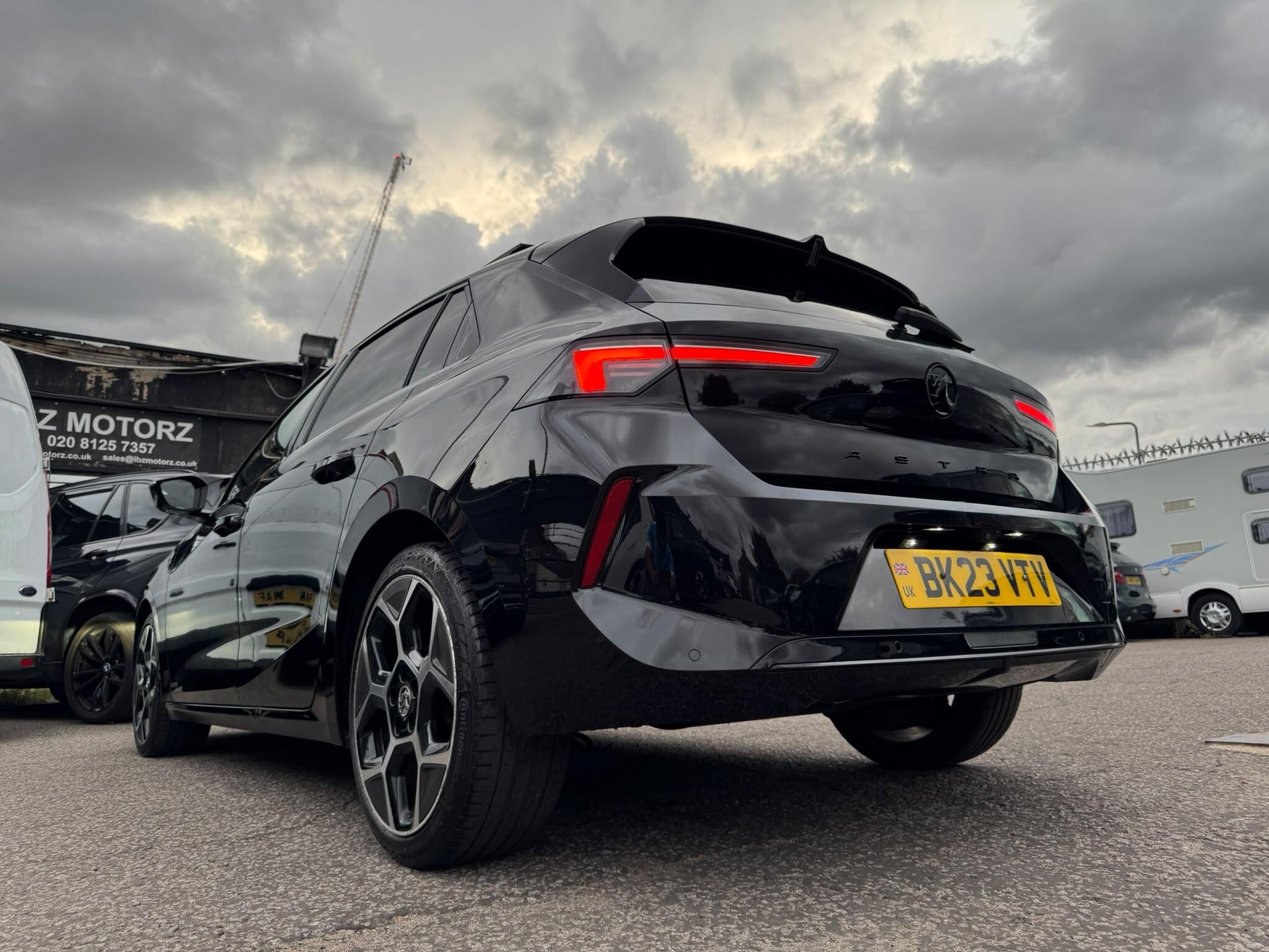 Vauxhall Astra view 14