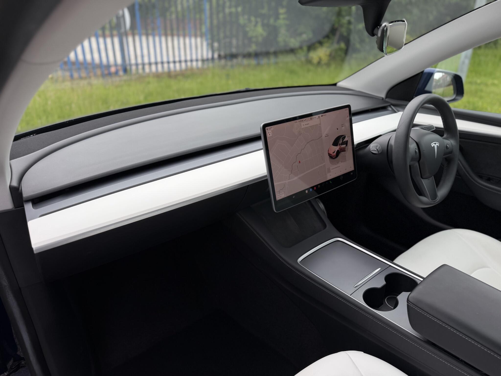 Tesla Model Y view 16