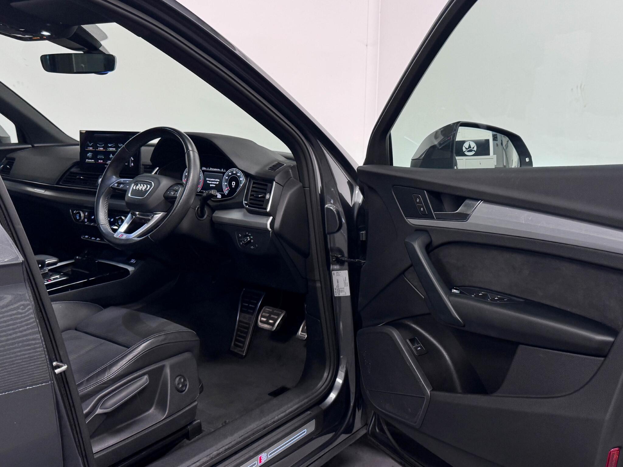Audi Q5 view 29