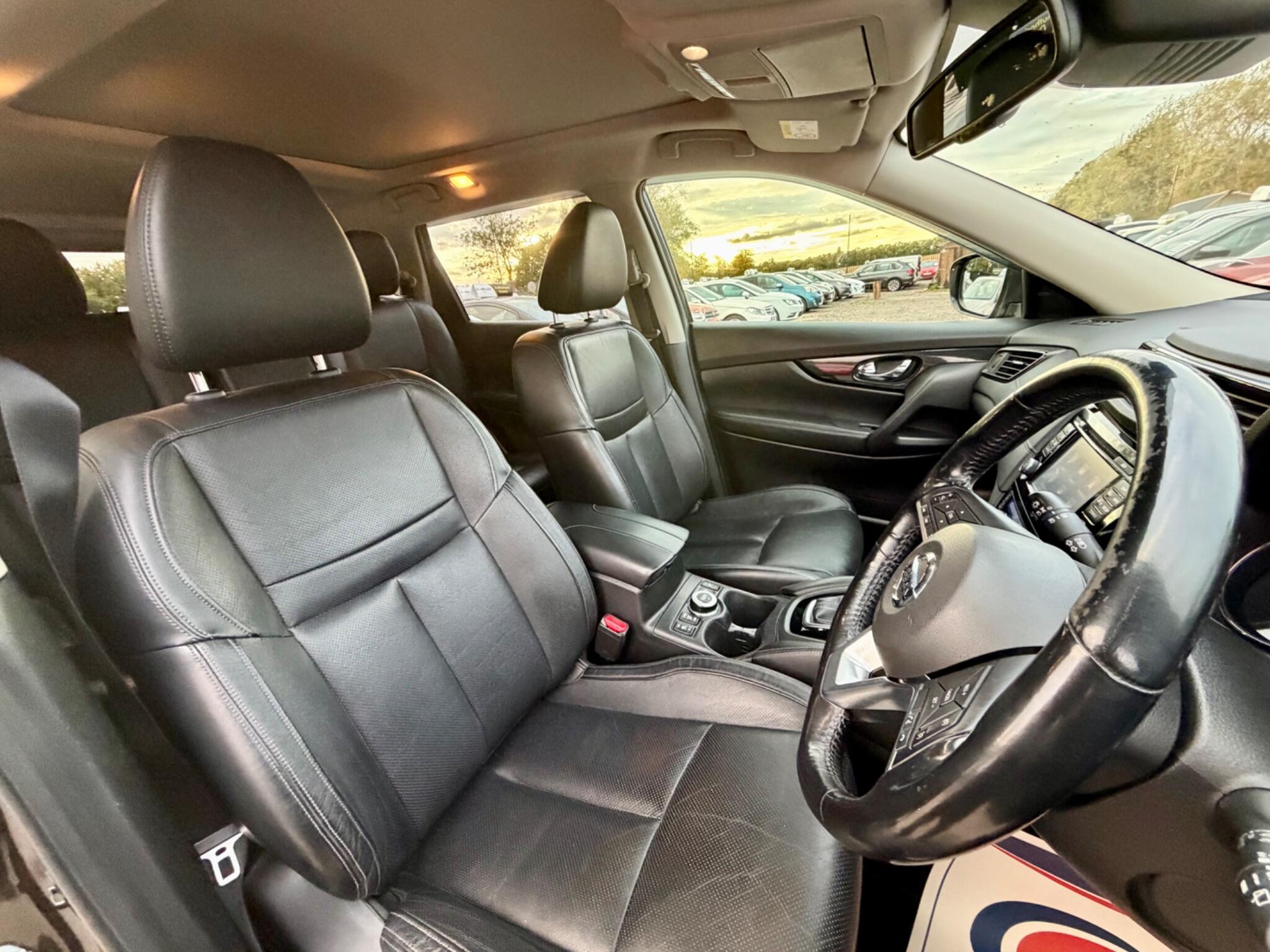 Nissan X-Trail view 25