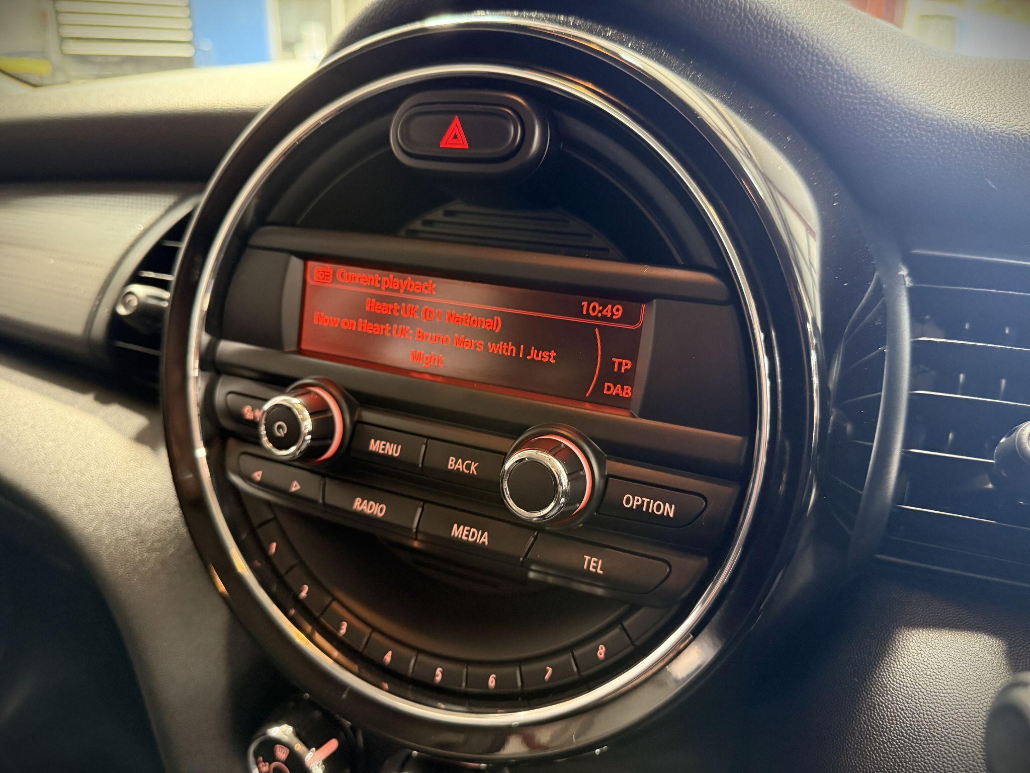Mini Cooper view 8