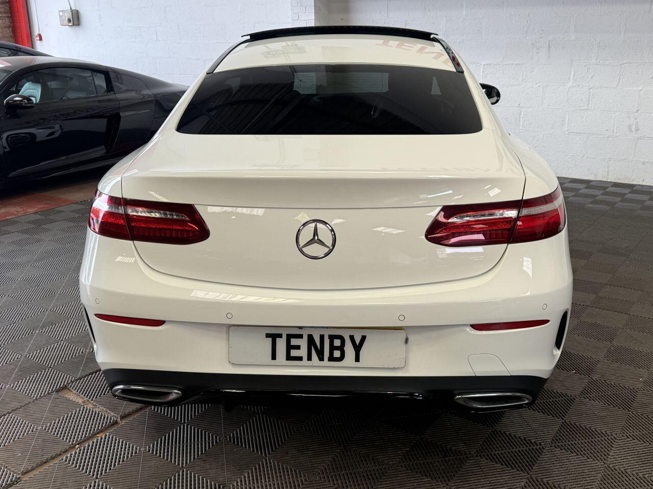 Mercedes-Benz E Class view 8