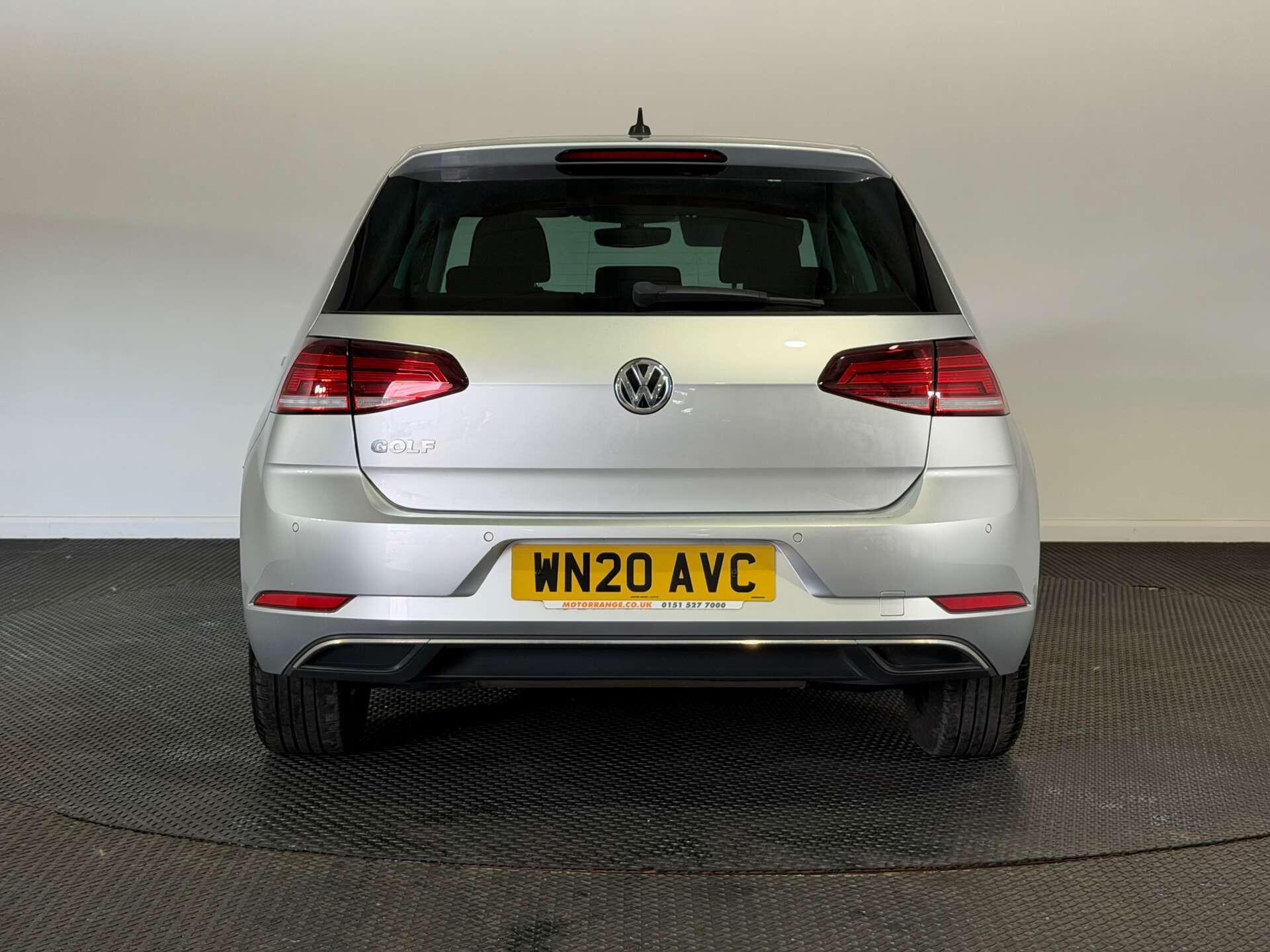 Volkswagen Golf view 6
