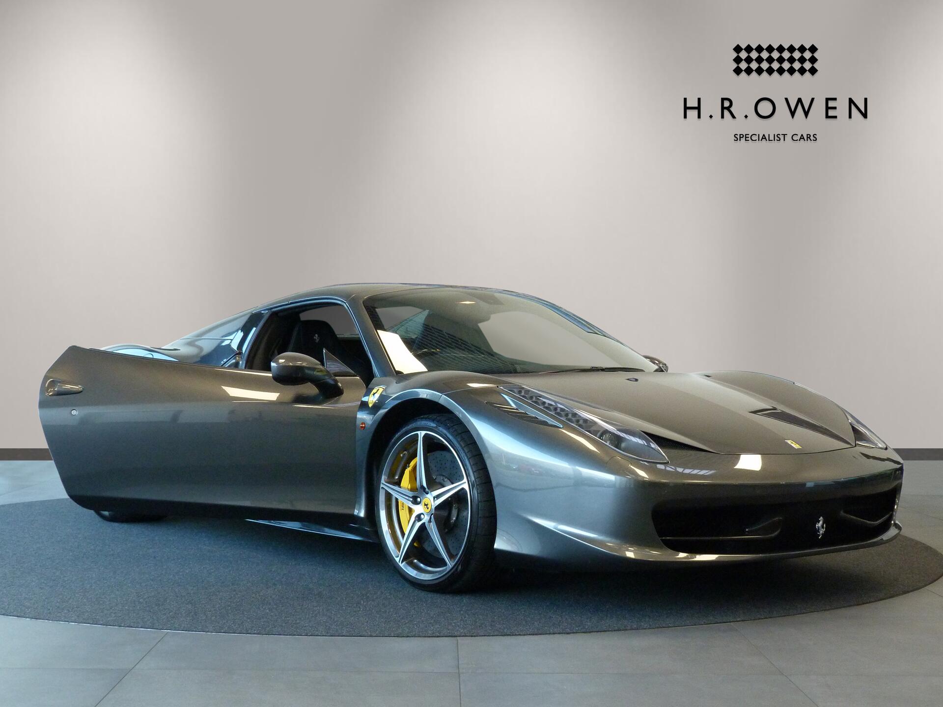 Ferrari 458 view 14