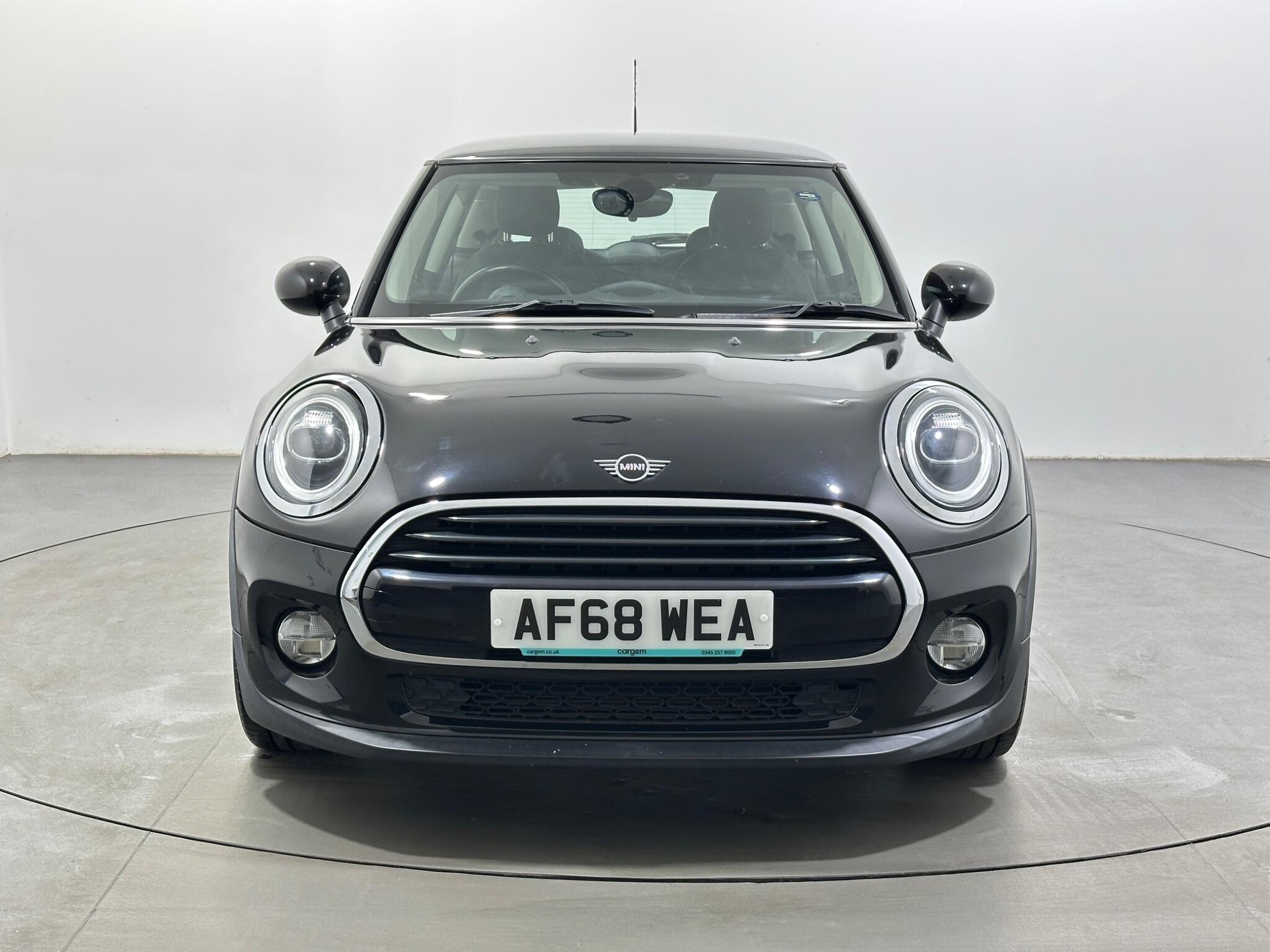 Mini Cooper view 3