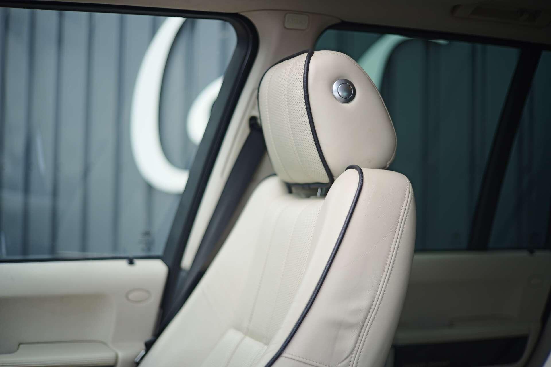 Land Rover Range Rover view 34