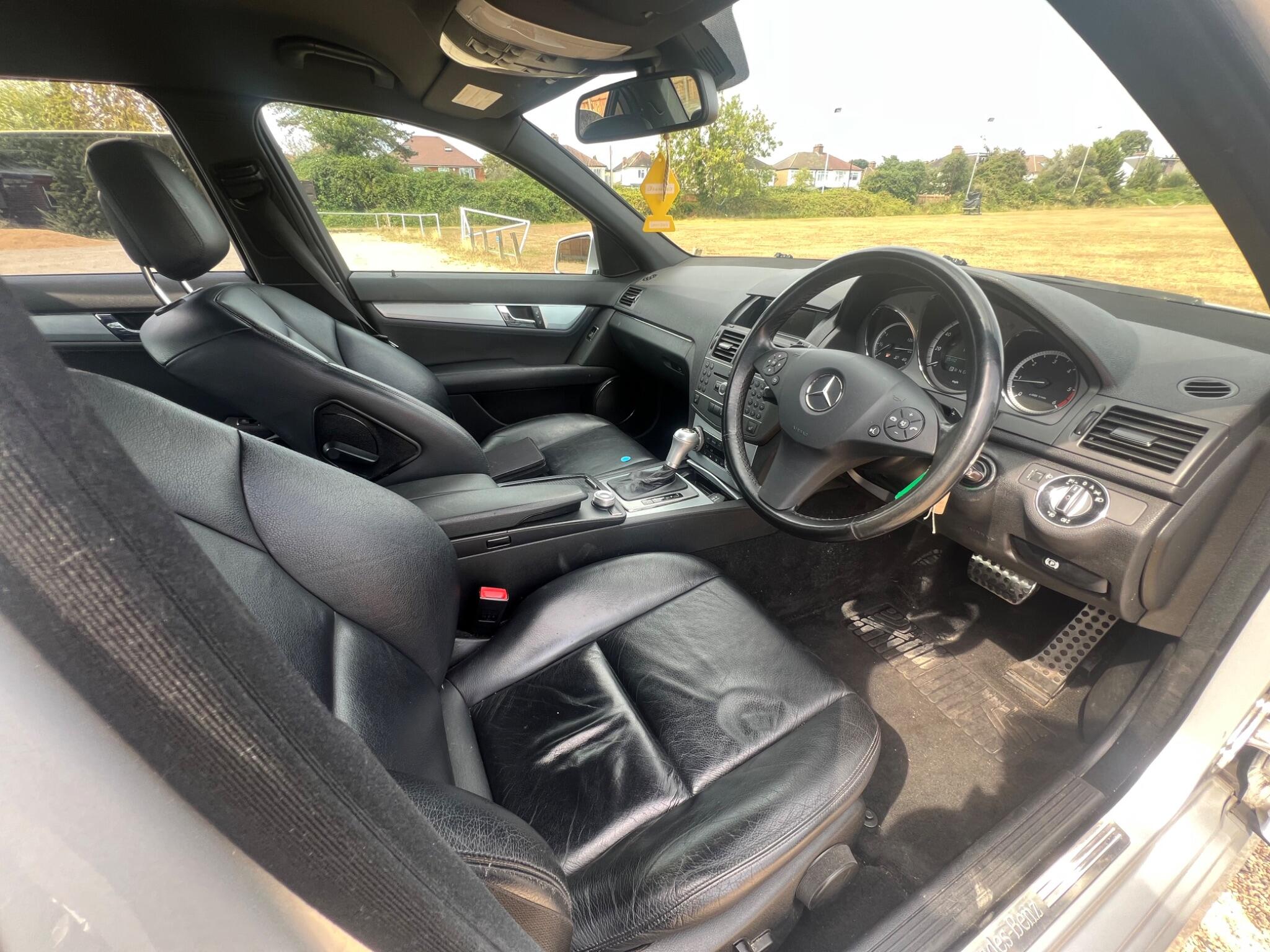 Mercedes-Benz C-Class view 17