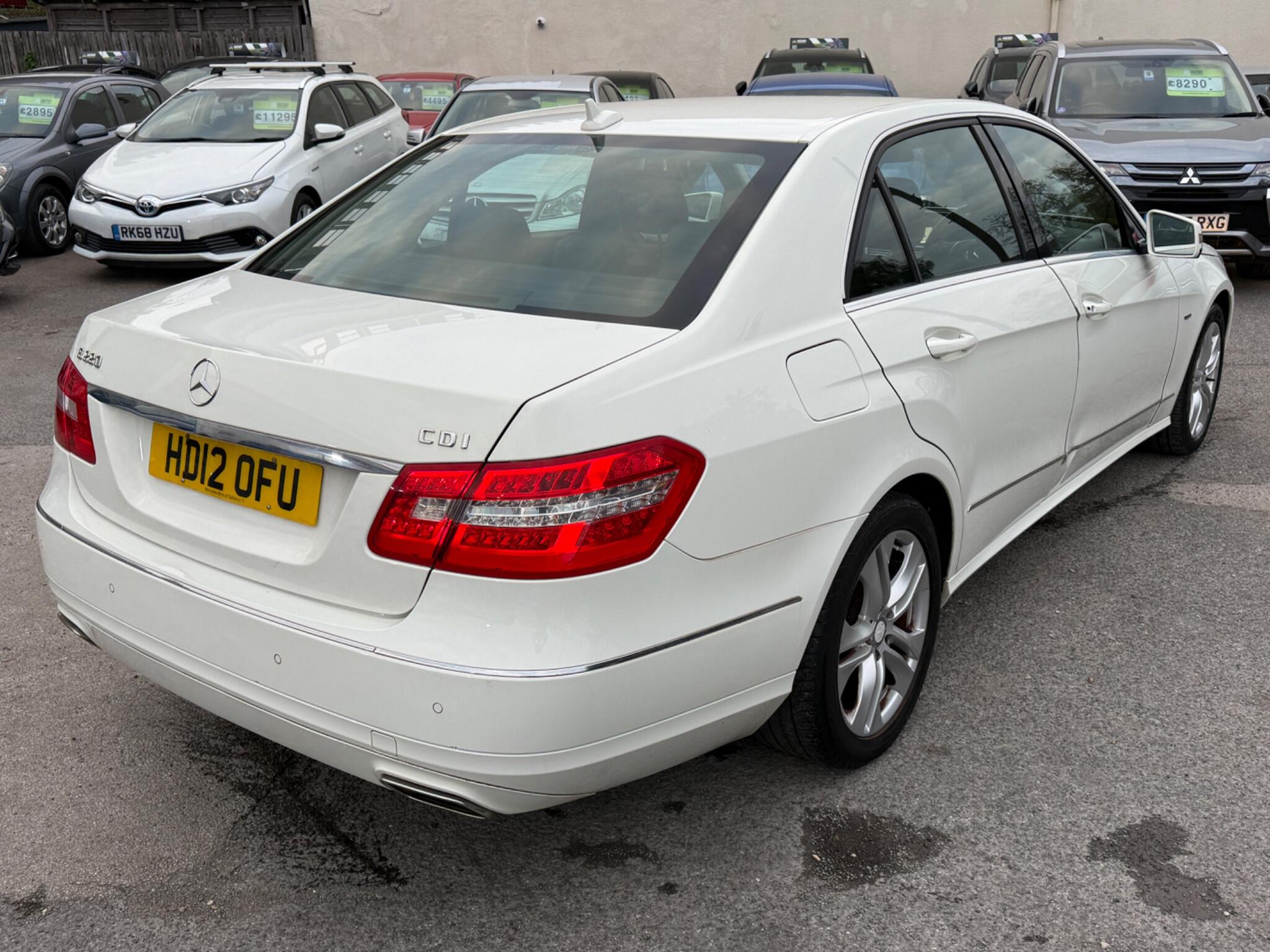 Mercedes-Benz E Class - Image 18
