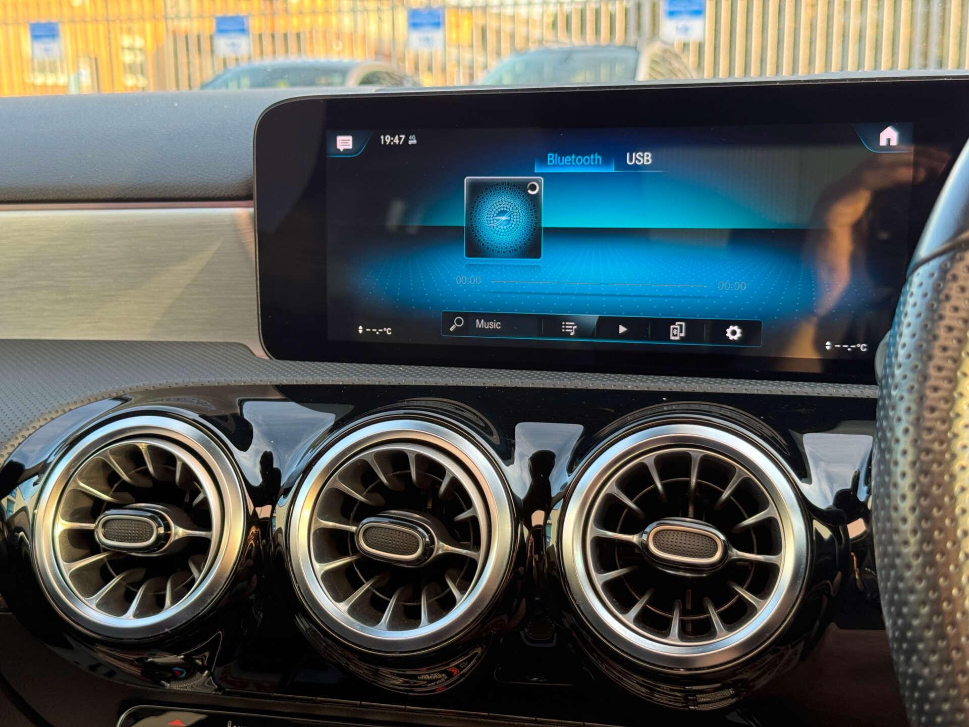 Mercedes-Benz A Class view 72