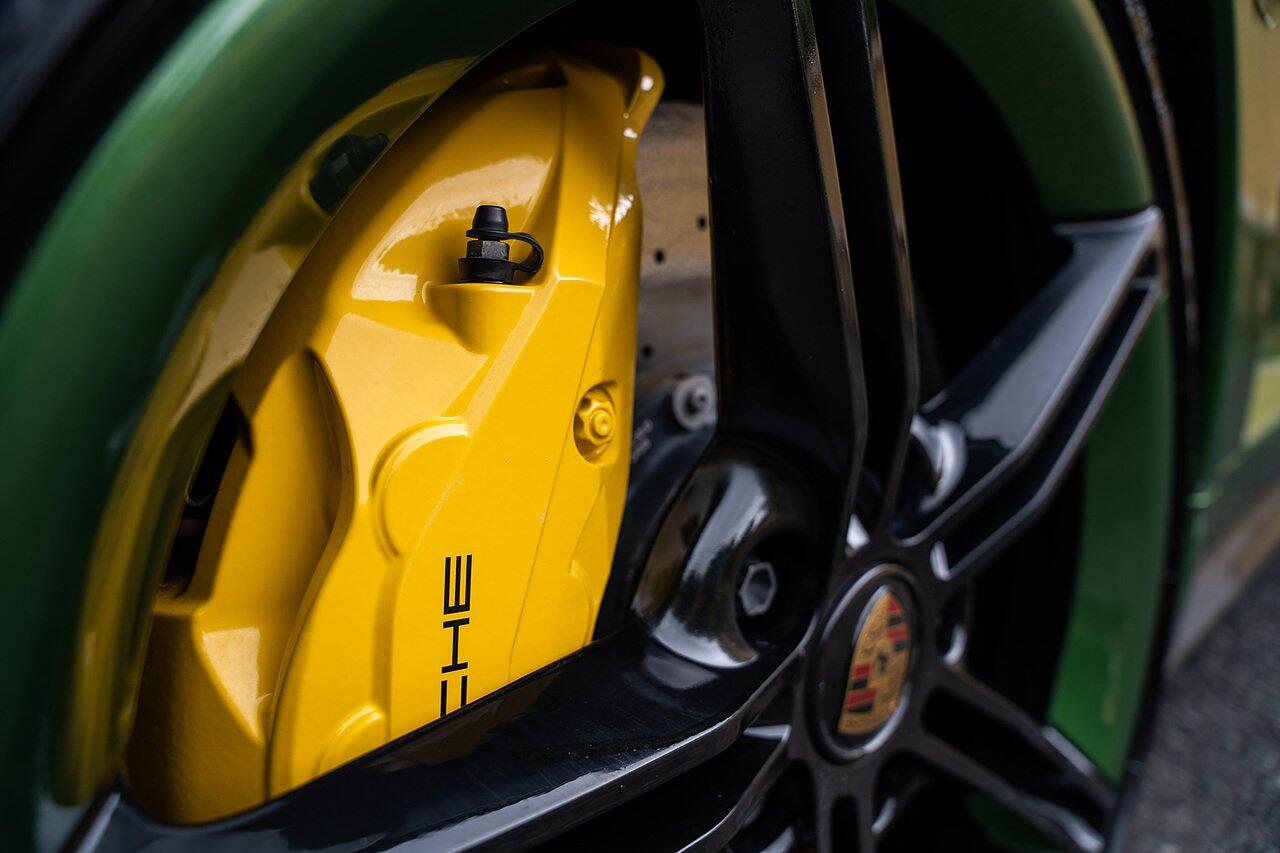 Porsche Taycan view 41