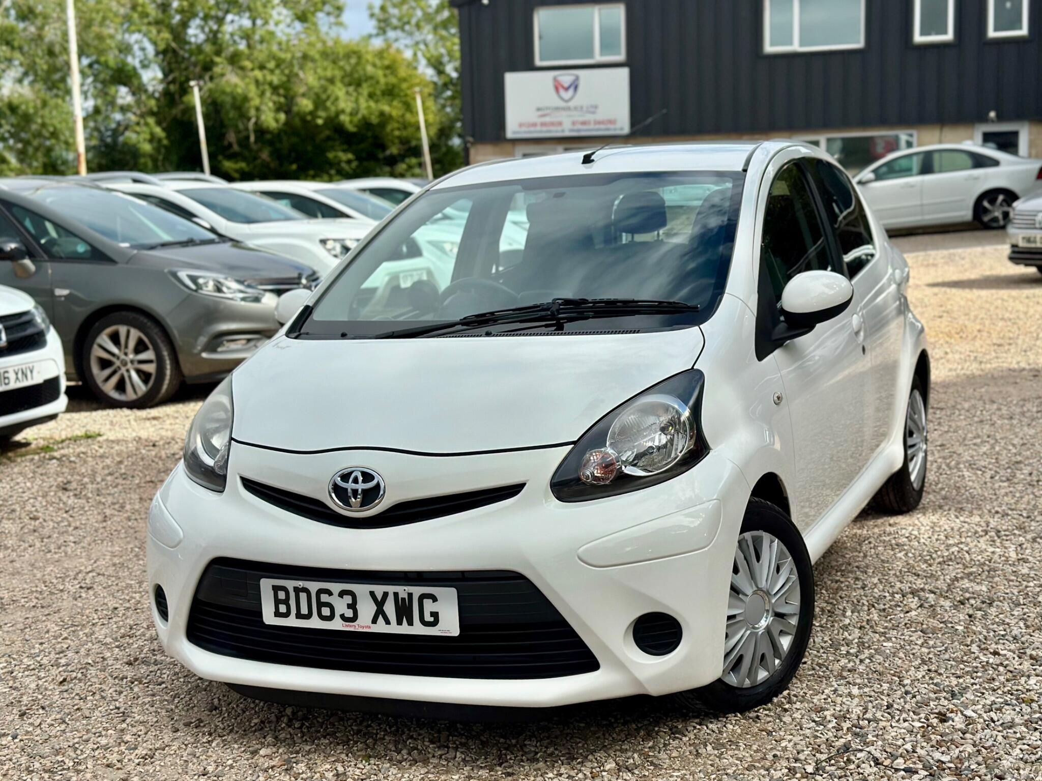 Toyota Aygo view 3