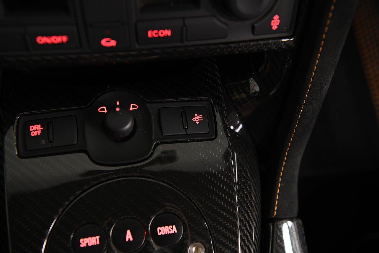 Lamborghini Gallardo view 17