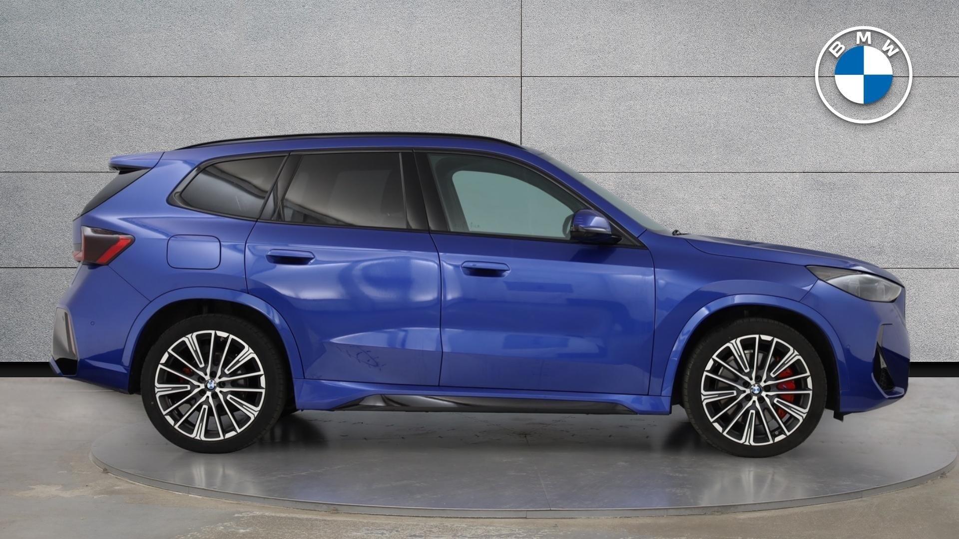 BMW iX1 view 3