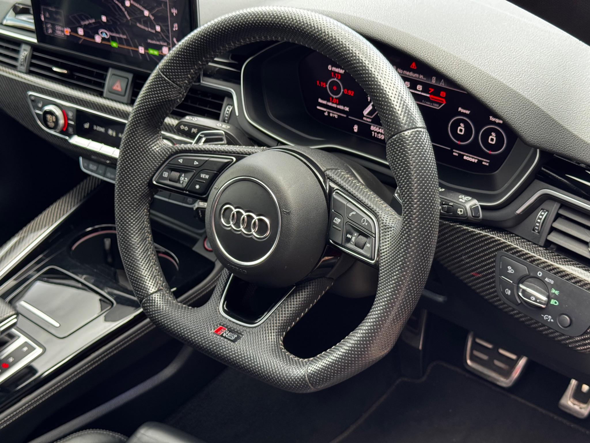 Audi RS4 view 38
