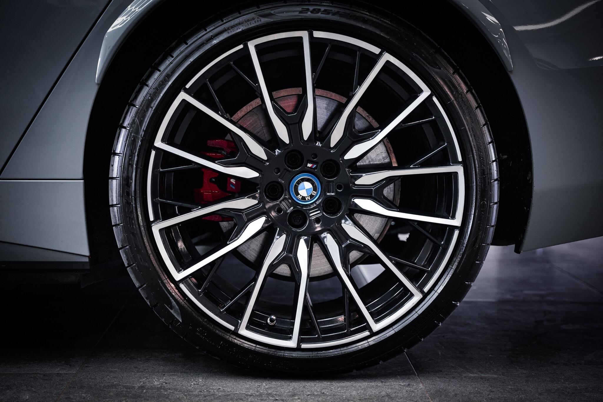 BMW I4 view 29
