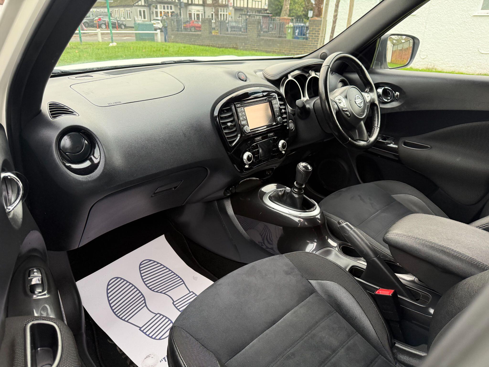2017 Nissan Juke image 18