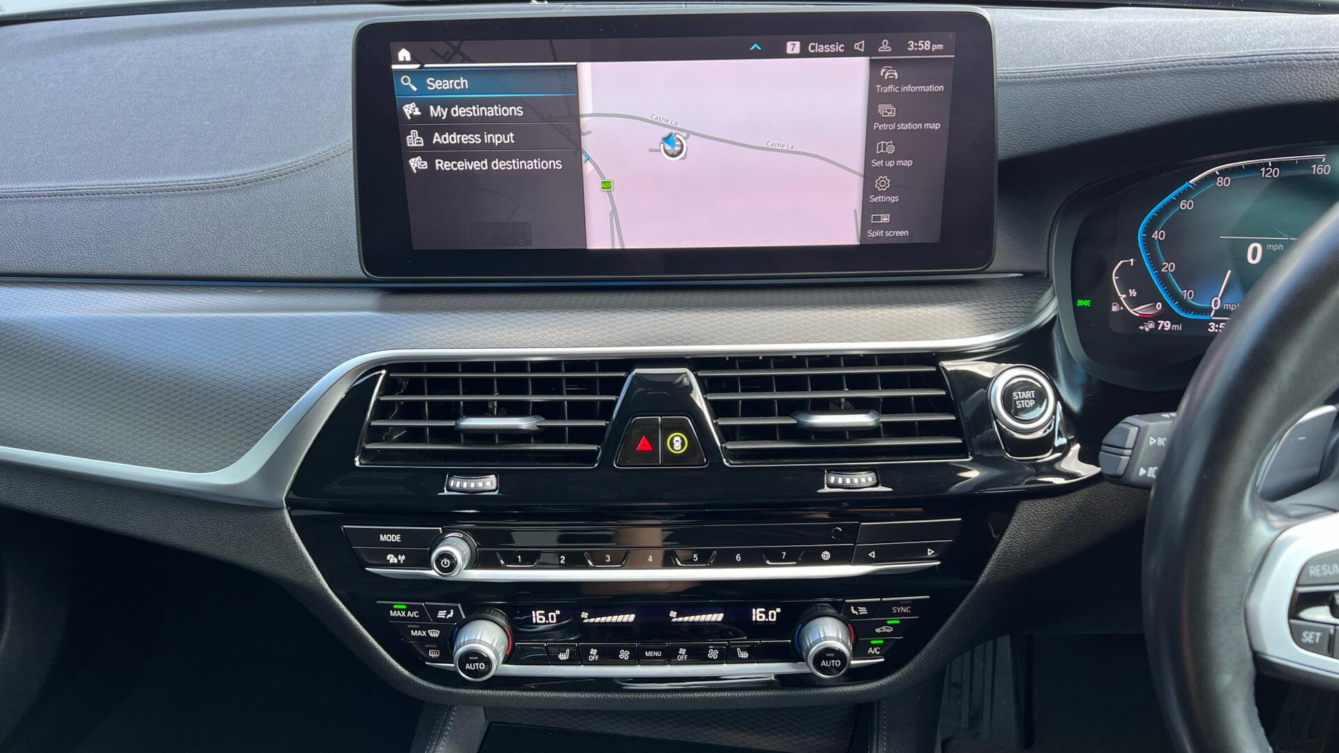 BMW 5 Series view 8