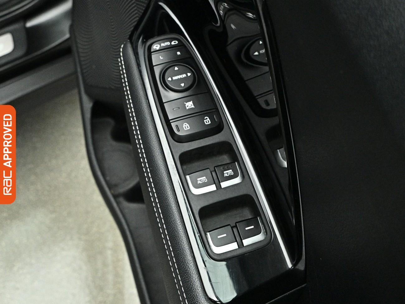 Kia Niro view 30