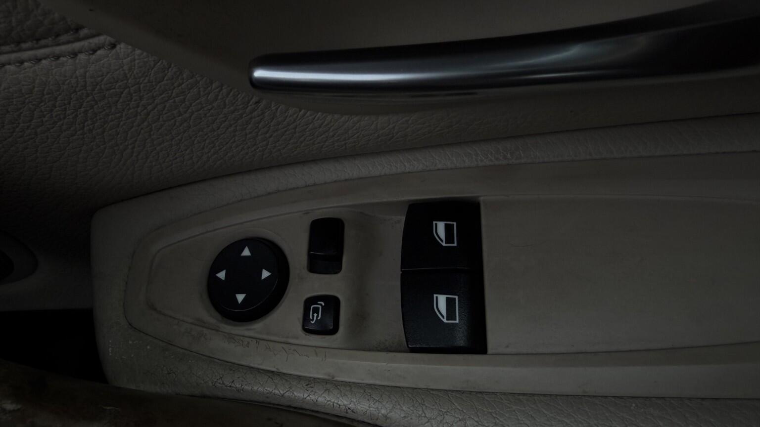 BMW 4 Series view 44