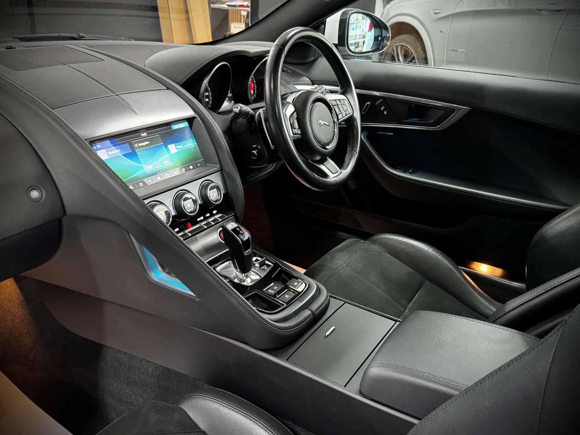 Jaguar F-Type view 58
