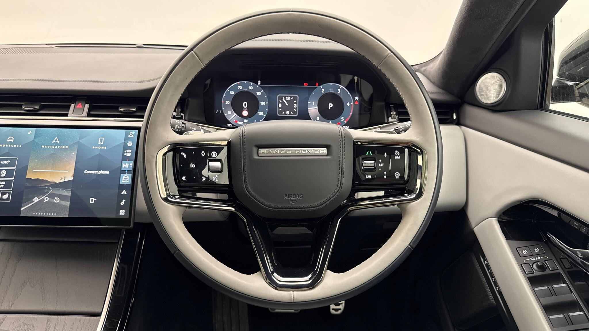 Land Rover Range Rover Evoque view 15