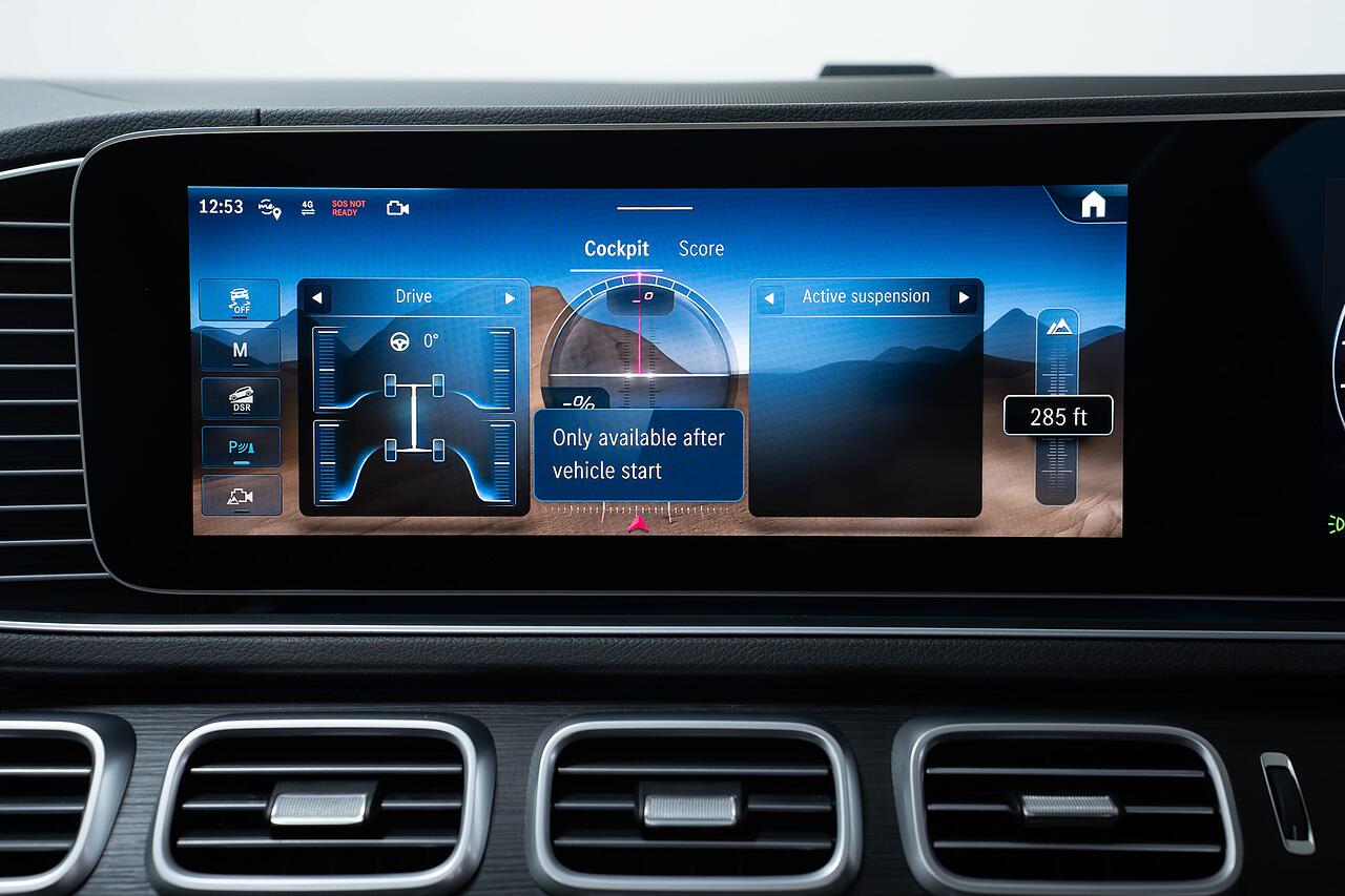 Mercedes-Benz GLS view 19