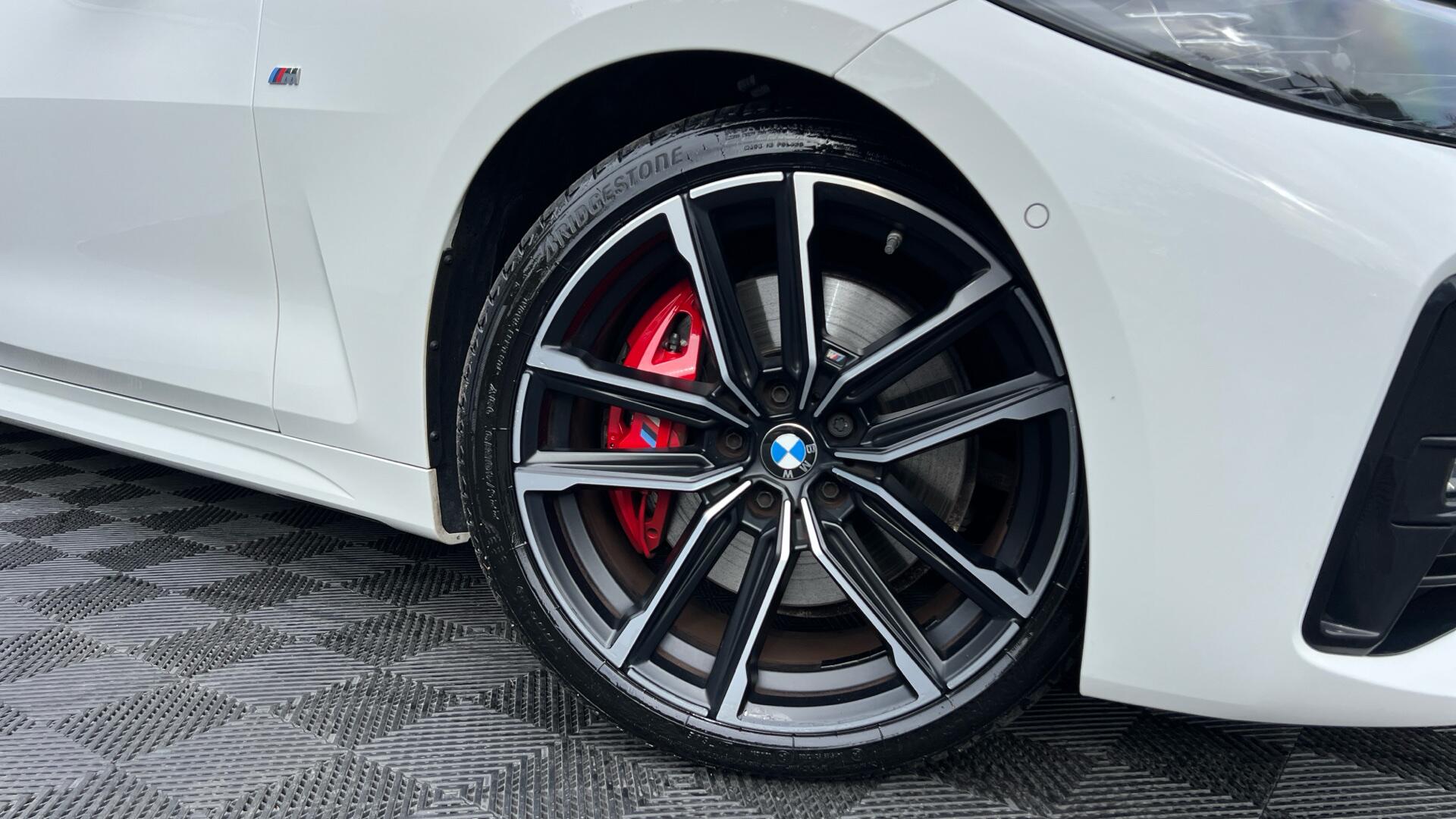 BMW 4 Series view 25