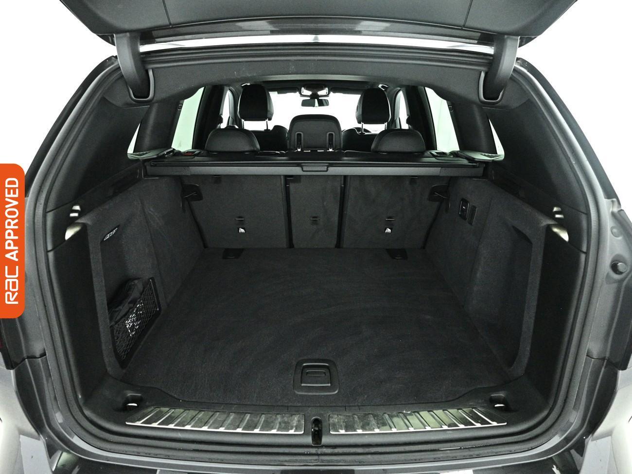 BMW Ix3 view 29