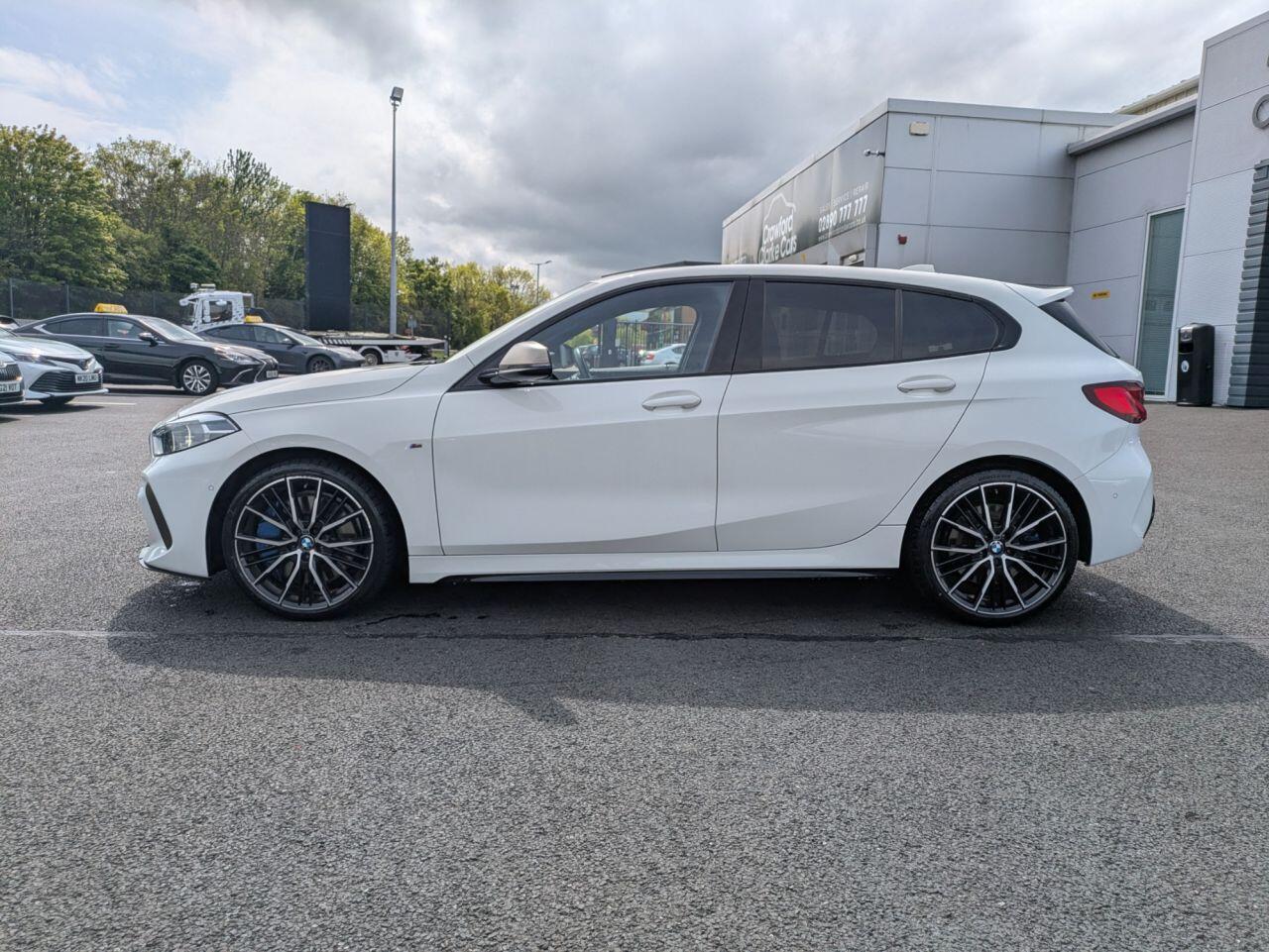 BMW 1 Series view 3