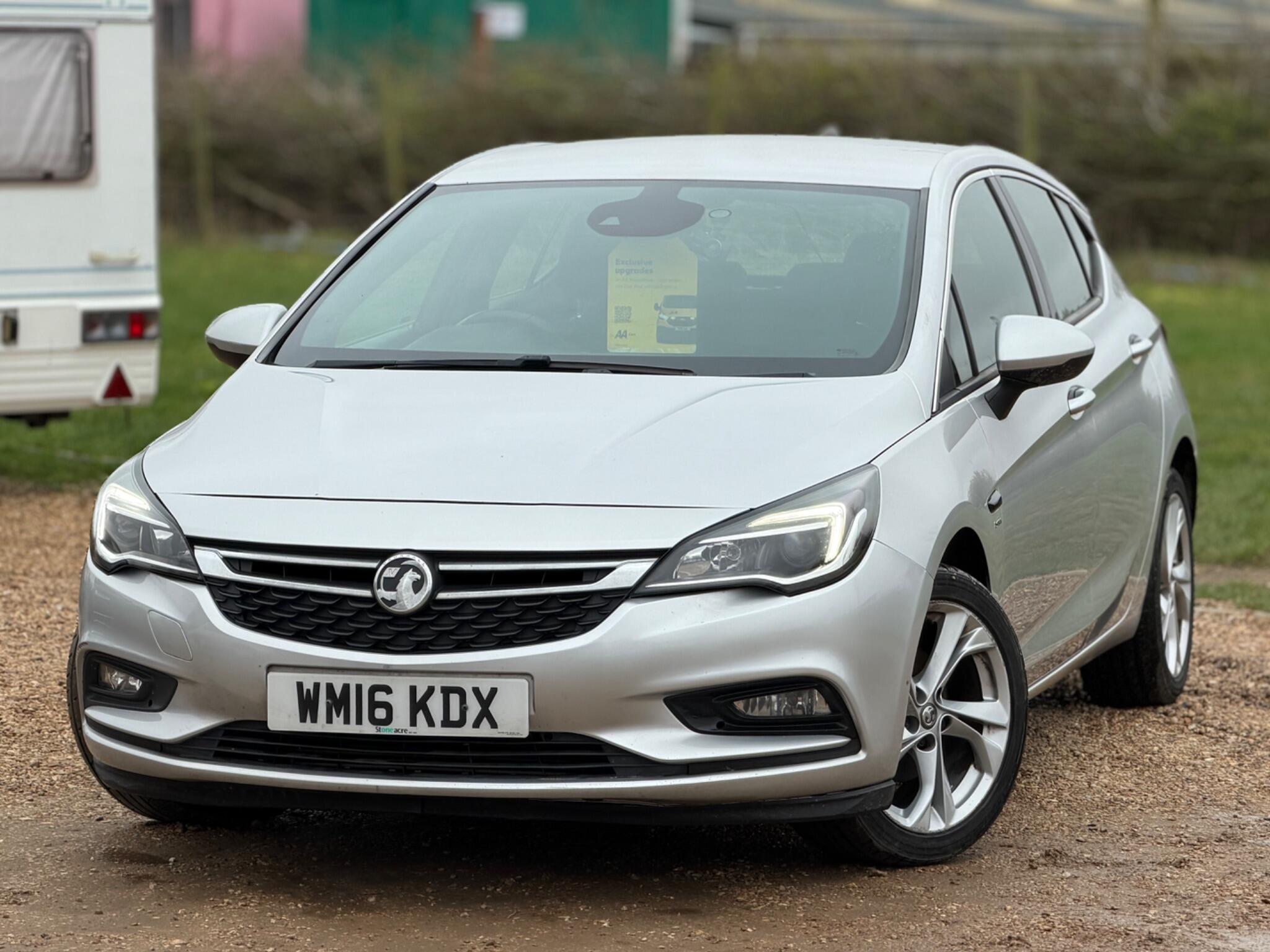 2016 Vauxhall Astra 1.0i Turbo ecoFLEX SRi Nav Euro 6 (s/s) 5dr image 1