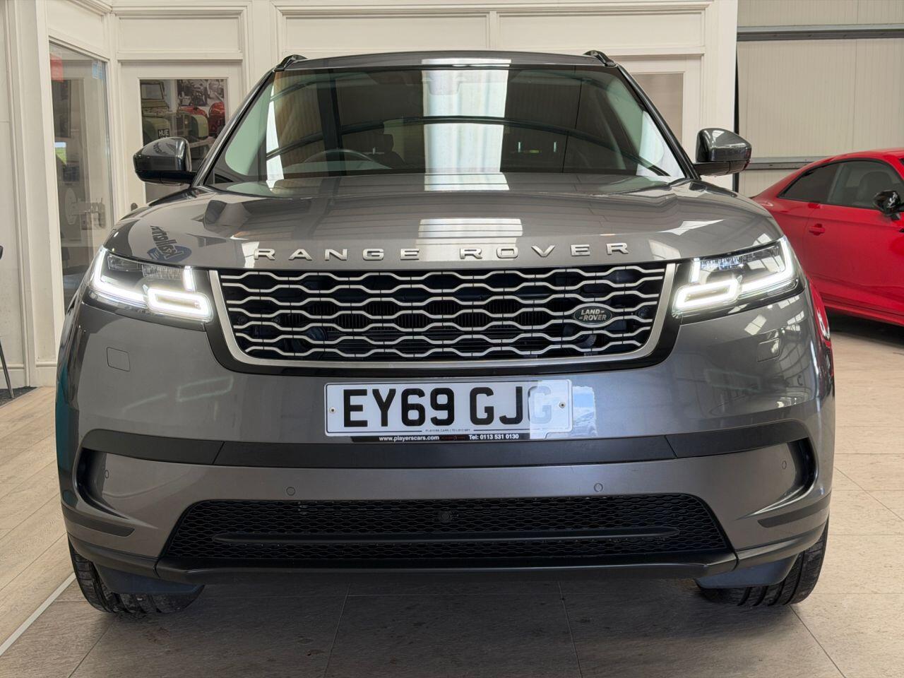 Land Rover Range Rover Velar view 2