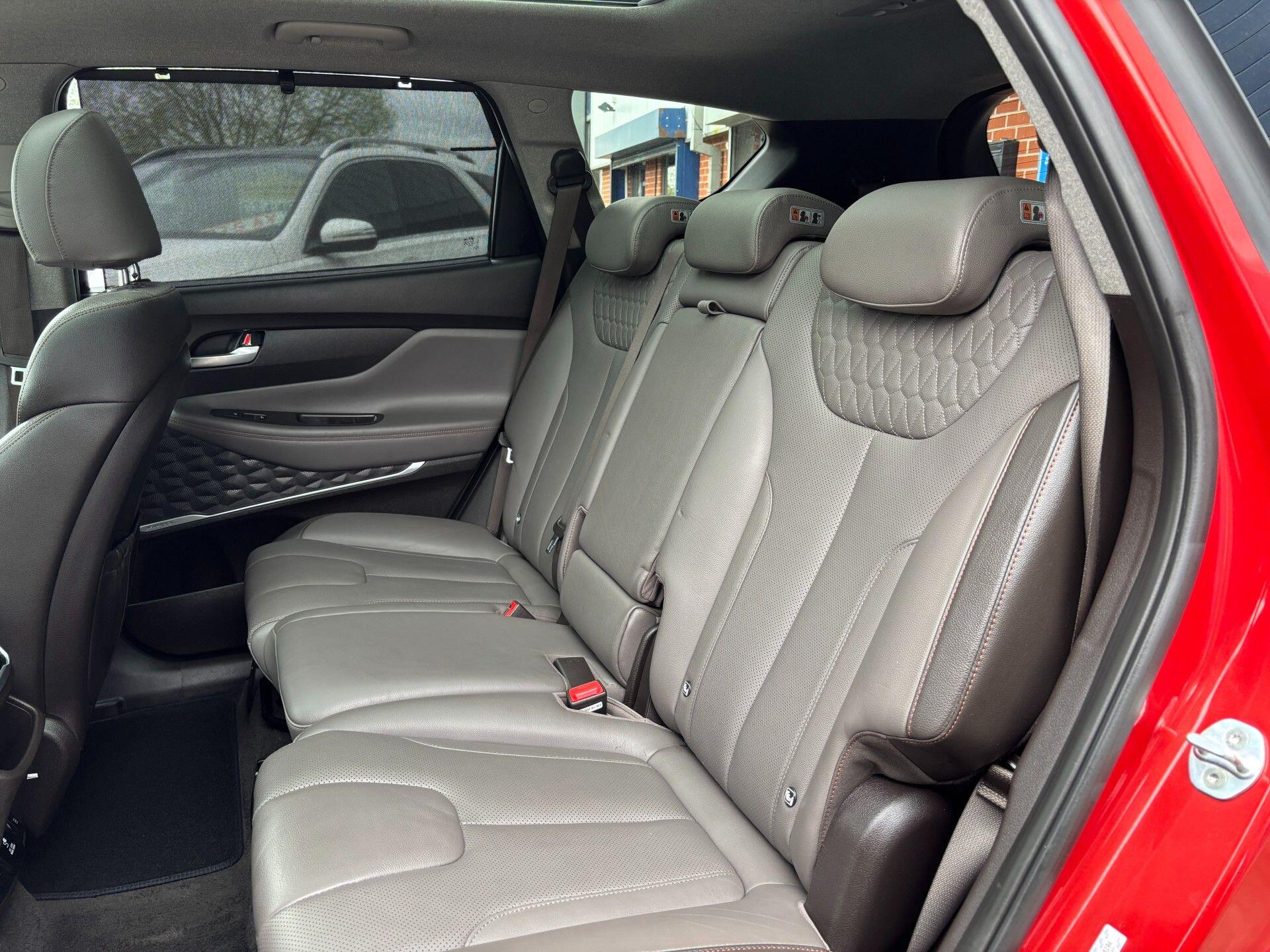Hyundai Santa Fe view 27