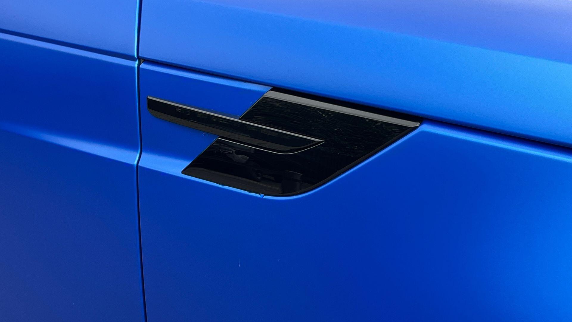 Land Rover Range Rover Sport view 9