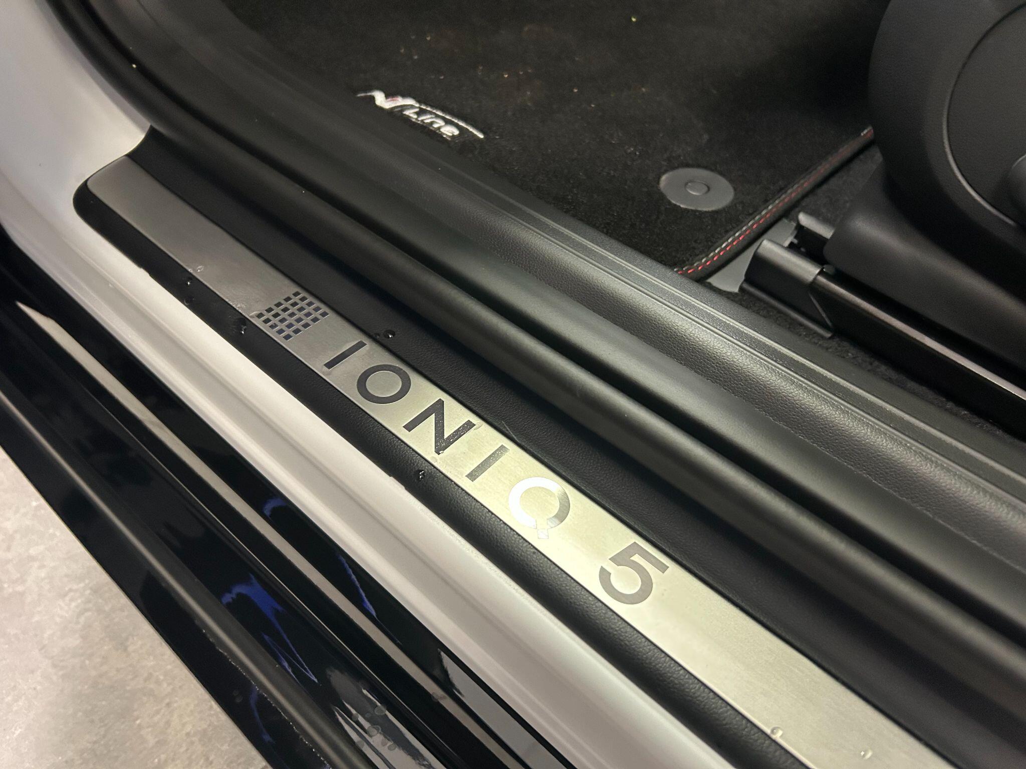 Hyundai Ioniq 5 view 8