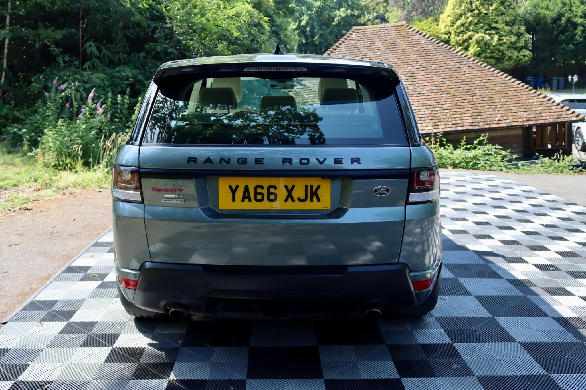Land Rover Range Rover Sport view 22