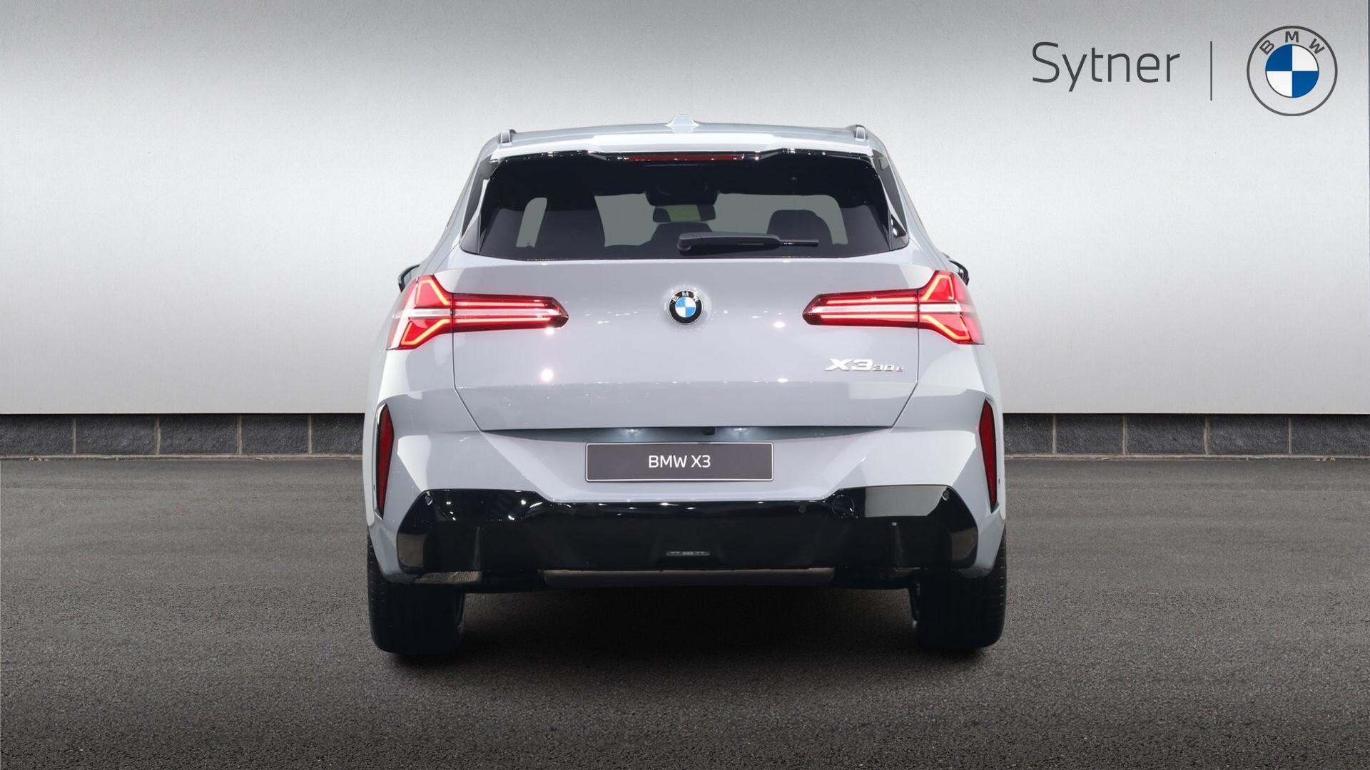 BMW X3 view 15