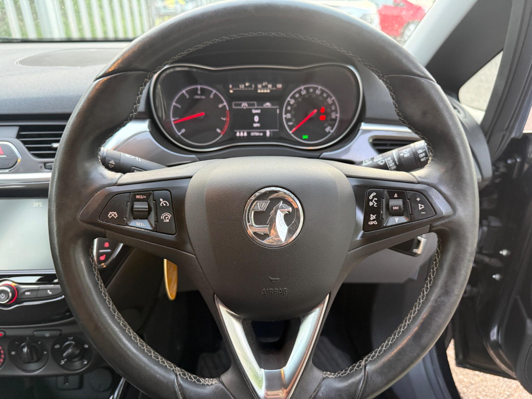 2016 Vauxhall Corsa image 40